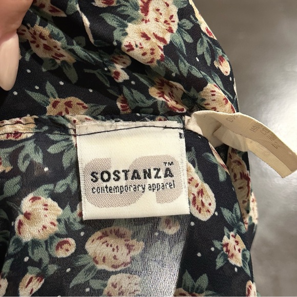 Vintage Floral Print Blouse with Ruffle Cascade Collar, Ruffle Sleeves, Large - Picture 7 of 8